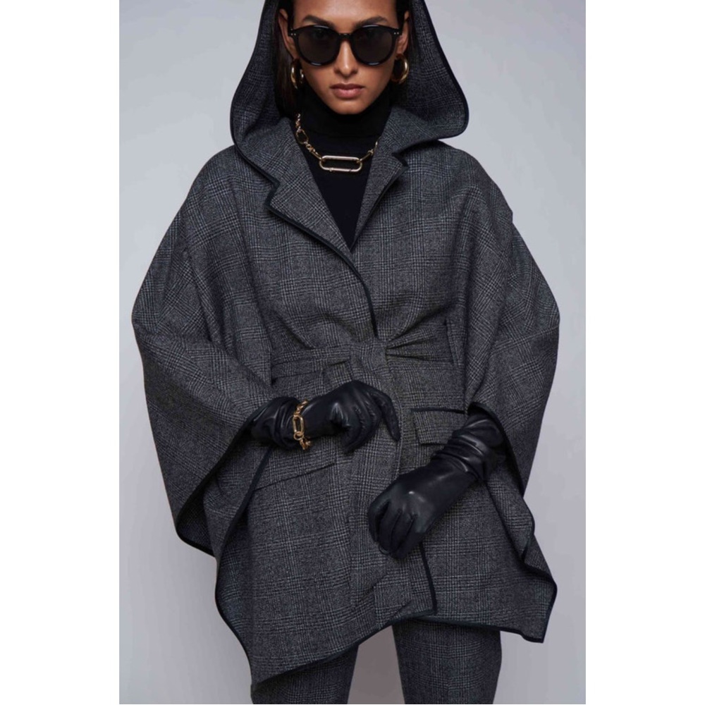 ARIAS New York ~Belted Hooded Cape (NWT)